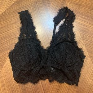 Black Aerie XS bralette